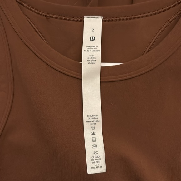 Lululemon dark brown tank top only worn once! - Picture 2 of 3